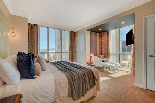 MGM Signature PREMIUM 1 BD/2BTH SUITE *City View, Las Vegas (photo 8)