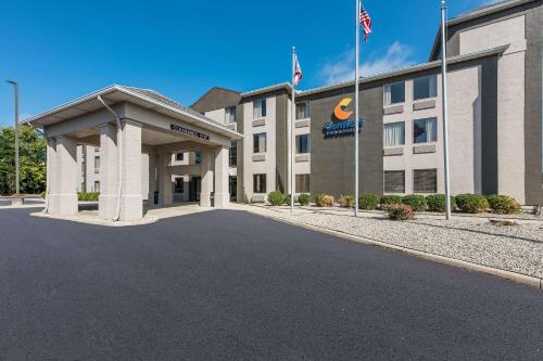 Comfort Inn & Suites Tipp City - I-75