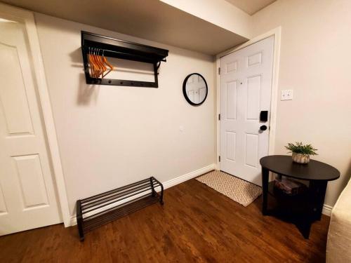 Private & cozy ground level suite in quiet area in Langley, Canada