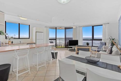 Seascape - Hosted by Burleigh Letting