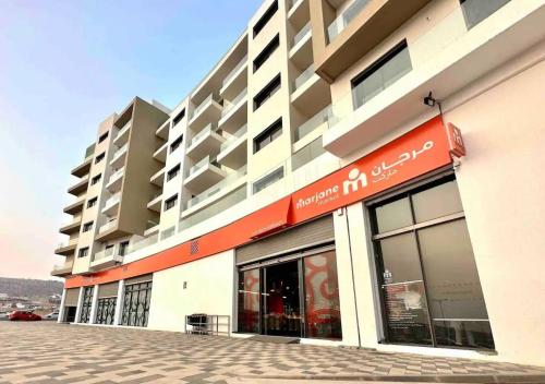 Tiendas, CHIC & COSY appartement trés calme (CHIC & COSY appartement tres calme) in Al Mohammadi