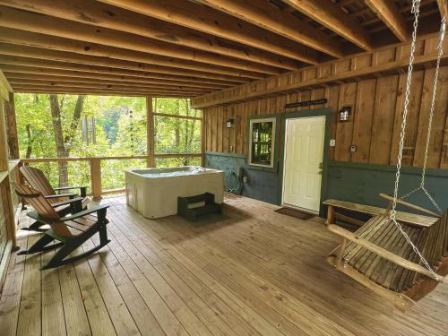 Bigfoots Hideaway cabin - main image