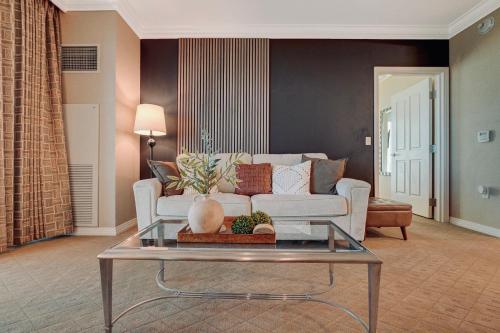 LUXE 702 MGM Signature with Balcony, Лас-Вегас (фото 5)
