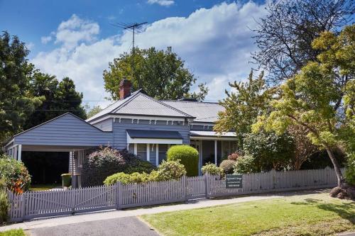 Inglenook Cottage Healesville