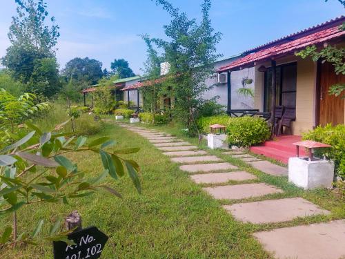 Grand Narmada Homestay Resort-Bandhavgarh