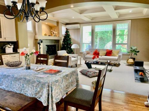 share place to stay full suite with air conditioner in Langley, Canada