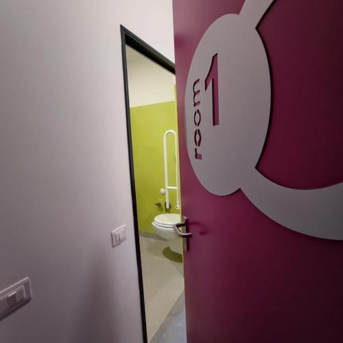 Bohoostel – Bologna, KY