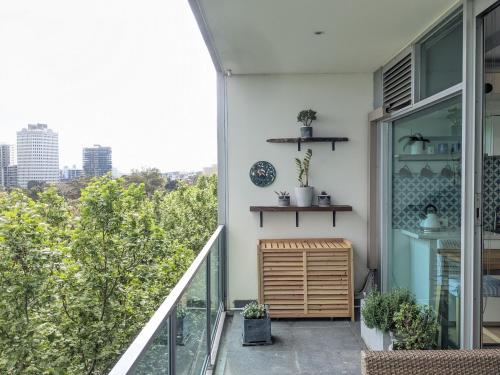 BestView St Kilda Spectacular Sunset Hideaway - boutique self-contained luxury apartment