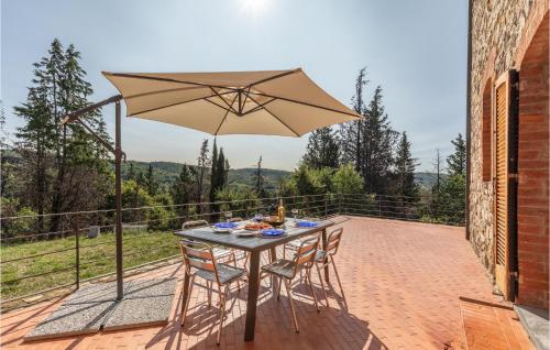 Gorgeous Home In Montegabbione Tr With Kitchen