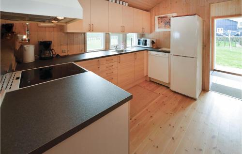 Kitchen, Beautiful Home In Sydals With 5 Bedrooms, Sauna And Wifi in Sydals
