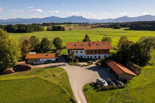 Fembacher Alm in Seeon-Seebruck, Deutschland