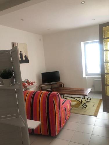 Appartement à deux pas du centre ville - Location saisonnière - Limoux