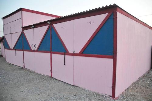 KAMPINK! Pool, Spa, Gameroom Compound with Amazing Views on 2.5 Acres