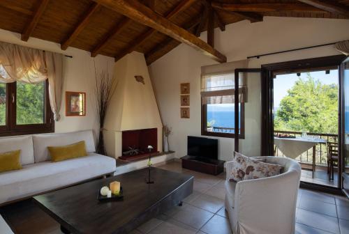 Heos Accommodation - image 3