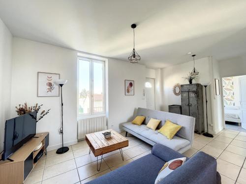 L'écrin des écoles-2 chambres-terrasse-BBQ (L'ecrin des ecoles-2 chambres-terrasse-BBQ) in Saint-Rambert-d'Albon (Rhone-Alpes)