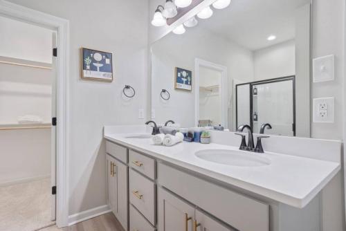 Brand-new home close to LSU campus in Baton Rouge, USA