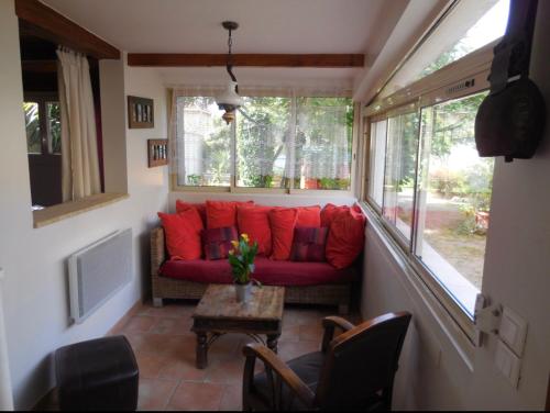 Lou Cigalon in Eoures