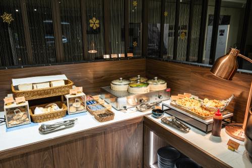 497325402 Autumn Willow Hotel