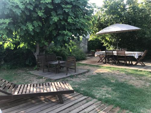 Lou Cigalon in Eoures