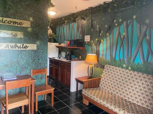 Cocina, Belize Budget Suites in San Pedro