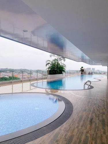 Swimming pool, Formosa Residence Apartment Master #30 in Batam Island