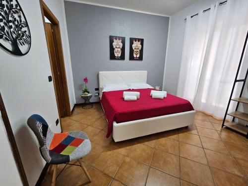 1 queen bed, 2 sofa beds