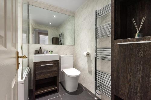 Cosy Roseburn Apartment, Edinburgh - 2 Bedrooms, FREE PARKING, Эдинбург (фото 7)