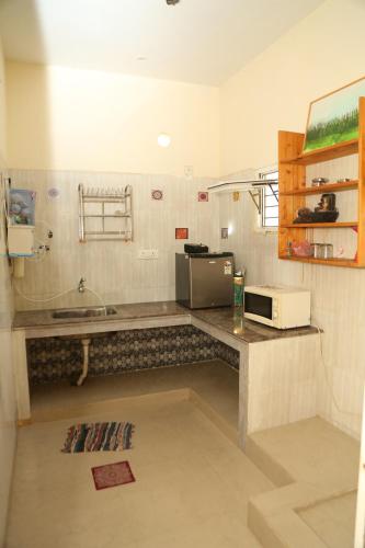 Blissful Haven Art House - near entrance to Auroville in Pondicherry