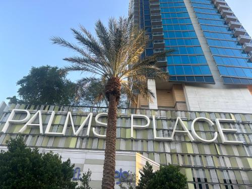 Amazing view 18th floor at Palms place Las Vegas, Las Vegas (photo 10)