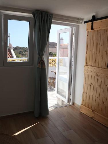 Casa Vento Budens in Budens