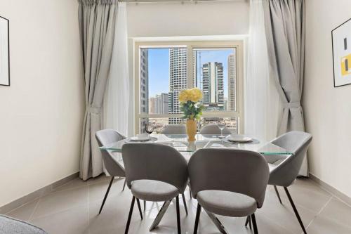 StoneTree - Furnished 1BR with Modern Design - image 4