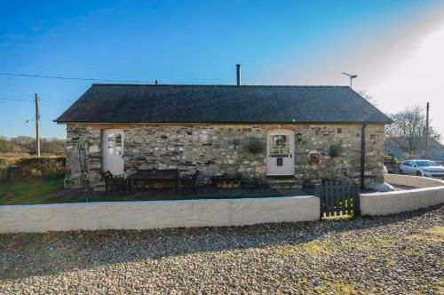 Cosy Farm Conversion In The Heart Of Pembrokeshire