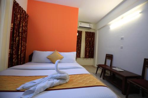 Deluxe Double Room image 10
