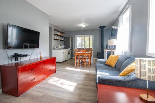 Lakepoint Cottage Resort in Barrys Bay (ON)
