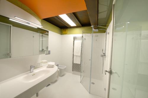 City Centre Rooms and Apartments - image 12