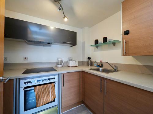 Cosy Emerald Suite - Two Story Duplex Apartment - Balcony - Contractors - Family - City Centre - Broadway Plaza - Five Ways - Sleeps 6, Birmingham (fotografie 7)