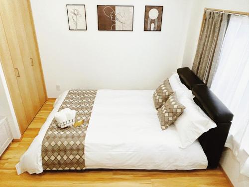 Tokyo Louis House in Ueno area close to JR Yamanote Line & Metro Ginza Line walk to Ueno Park and Ameyoko