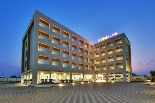 Click Hotel Pithampur Indore