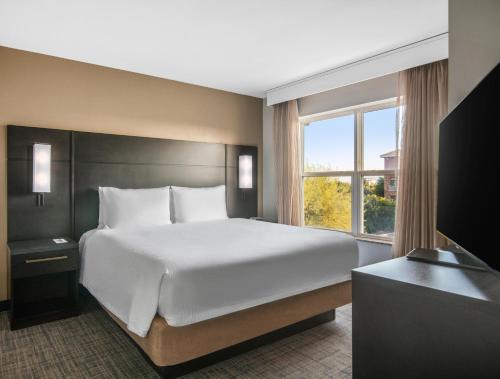 Residence Inn by Marriott Phoenix Glendale Sports & Entertainment District