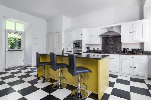 ห้องครัว, Westwood Cottage in โลชี