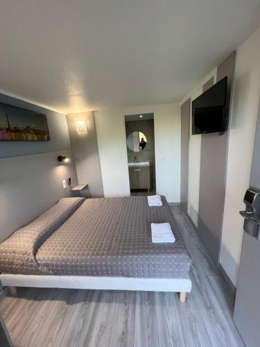 Fasthotel Roissy - Saint-Witz