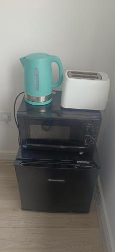 Free Car Park and walk to COOP, Etihad, Piccadilly, Free Snacks, Manchester (photo 9)