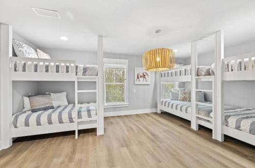 Scissortail at Treetop Scissortail at Treetop