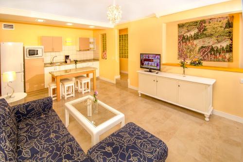 San Nicolás - image 2