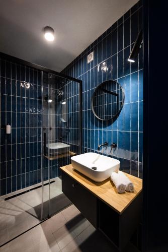 Two-Bedroom Suite with Shower