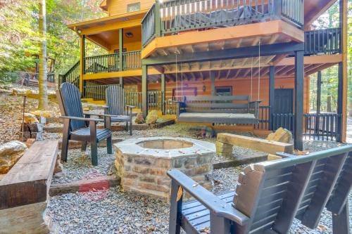 Ellijay Cabin Rental with Hot Tub and Resort Amenities in Ellijay, USA