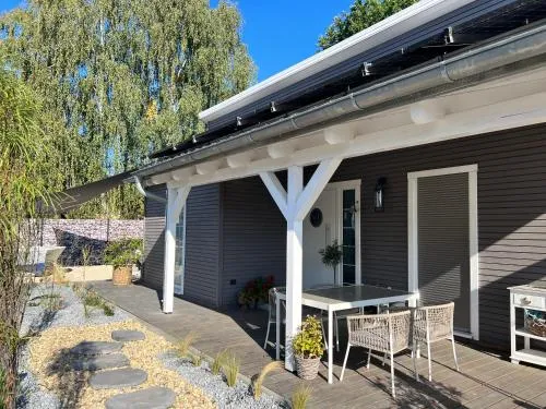 Sonnendeck Chalet in Großkoschen, Deutschland