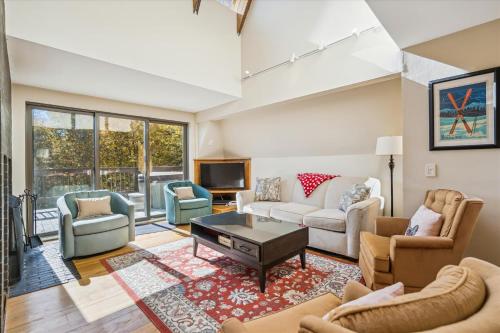 Winterberry Townhouse #1 - main image