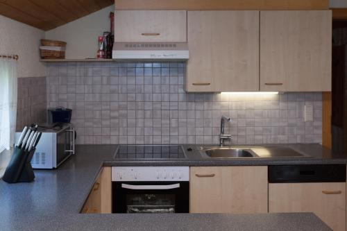 ห้องครัว, Ferienwohnung Birgit in กอร์ทิพอล