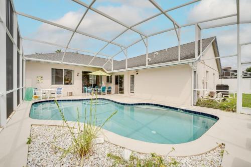 Kissimmee Vacation Rental about 4 Mi to Disney!
